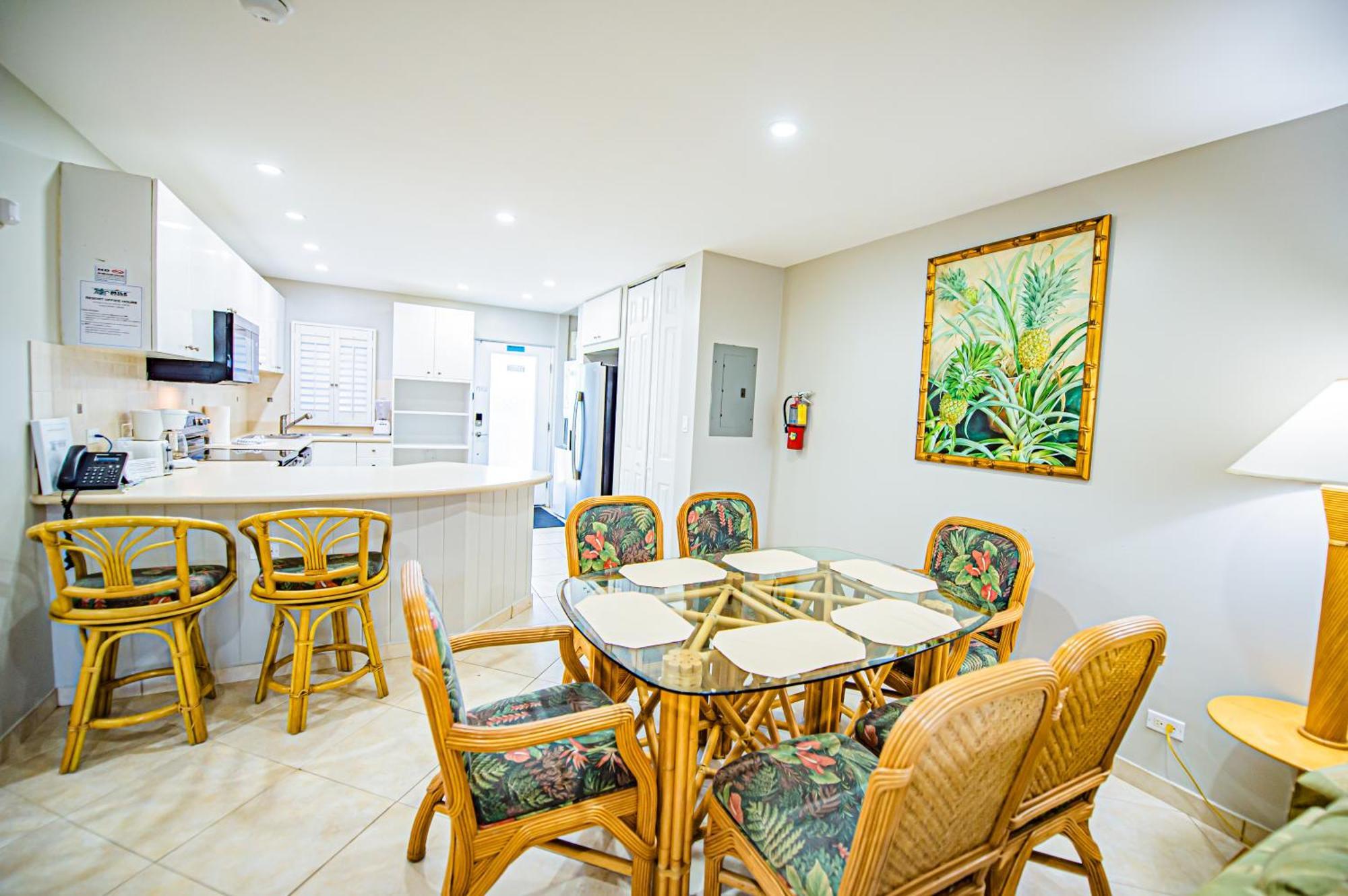 Seven Mile Beach Resort จอร์จทาวน์ ภายนอก รูปภาพ